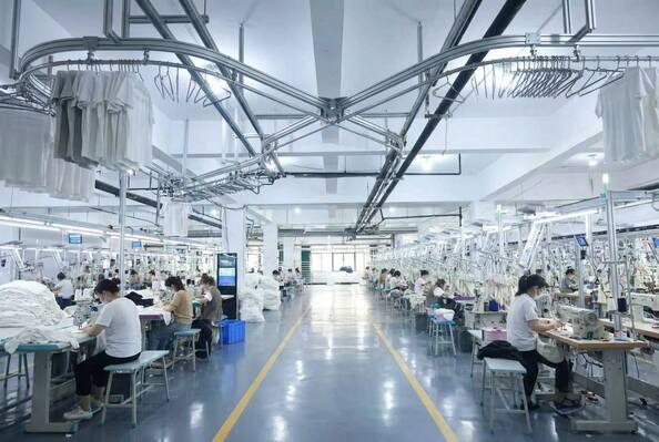 Guangzhou Odin Apparel Co., Ltd.， линия производства производителя