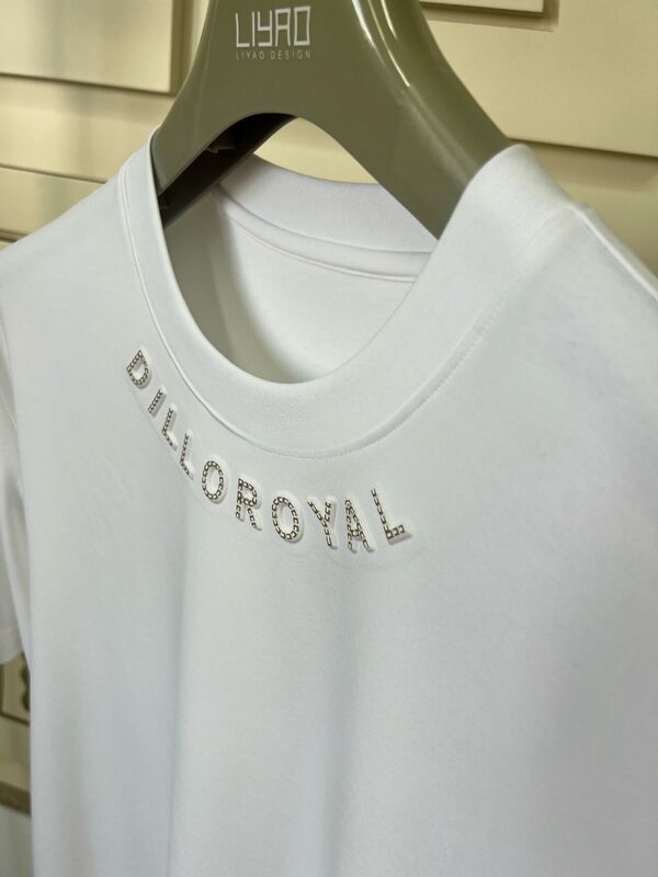 Т-шорты для экипажа. Логотип и графический дизайн из резинового камня.