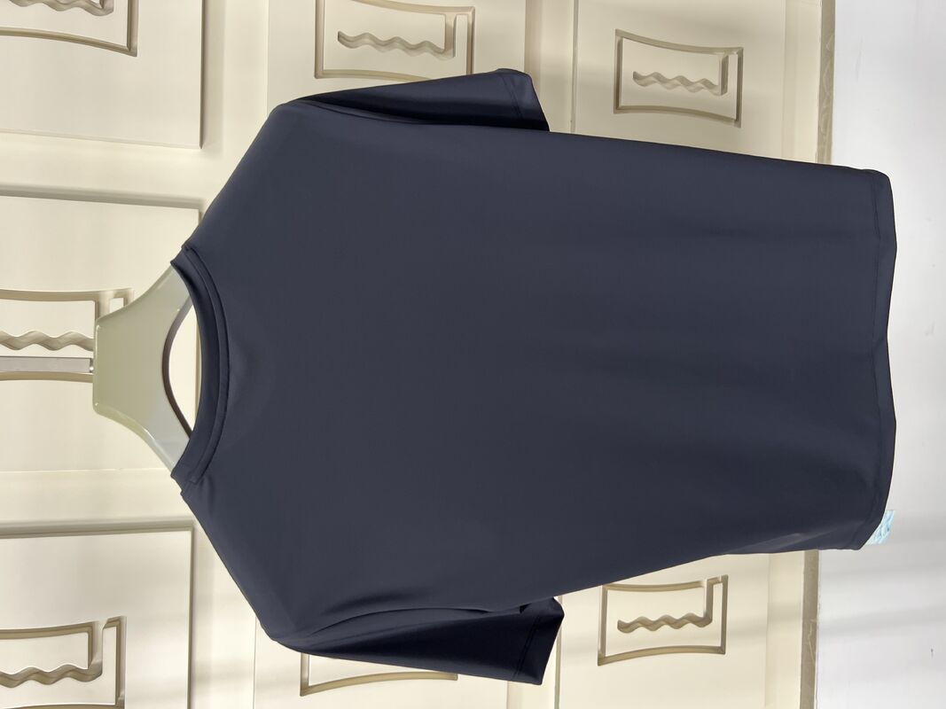 Мужская спортивная футболка черная Повседневный спортивный костюм - Футболка с коротким рукавом и брюки, дышащая ткань с защитой от УФ