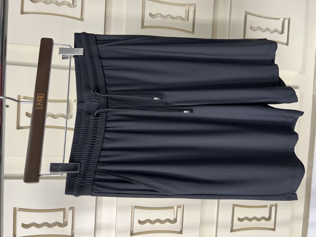 Мужская спортивная футболка черная Повседневный спортивный костюм - Футболка с коротким рукавом и брюки, дышащая ткань с защитой от УФ