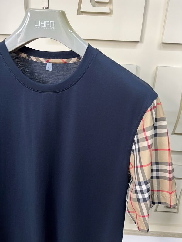 Мужские модные футболки с знаковыми полосатыми рукавами, нормальной фитнес-челюстью, высококачественный хлопок